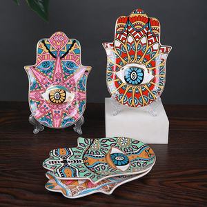 ชุดถ้วยกาแฟเซรามิกพร้อมจานรองลายพอร์ซเลนแบบอาหรับหรูหราพร้อมหูจับสีทอง  รับผลิตตามสั่งพร้อมโลโก้และขนาดที่กำหนดเองได้ - Product Image 2