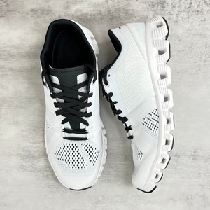 Chaussures de sport de marche de style vintage de qualité supérieure avec logo de marque de créateur, dotées d'un empeigne en maille respirante et légères pour - Product Image 3