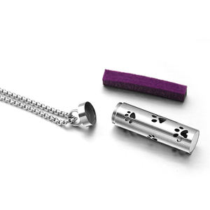 Collier pendentif délicat en perles carrées sur chaîne, avec fil cylindrique non tissé, ouvert et aromatique, pour petit ami ou petite amie - Product Image 5