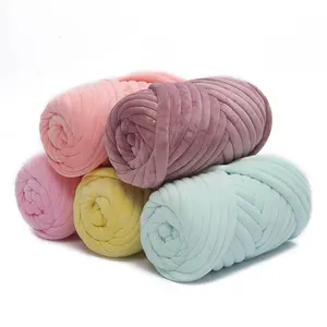 Wholesale Super Velvet Chunky Yarn Knit Machine Washable Polyester Tube Braid Yarn for Hand Knitting