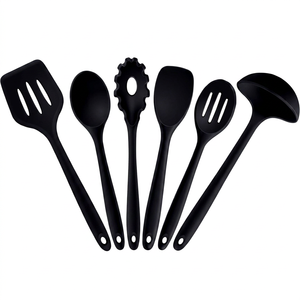 Ensemble d'ustensiles de cuisine en silicone - Accessoires de cuisine résistants à la chaleur avec manches en bois - Product Image 1