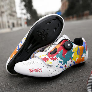 Chaussures de VTT professionnelles, coupe ajustée, dessus en cuir verni floral, rembourrage amovible, semelle rigide pour cyclisme sur route sans système de blocage - Product Image 2
