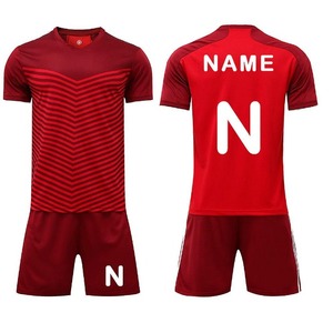 Ensemble de maillots de football pour hommes de haute qualité 100% Polyester Anti-UV respirant nom d'équipe personnalisé vêtements de football - Product Image 6