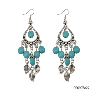 PESENAR Ensemble de vêtements hippie pour femmes-Lunettes rétro des années 1960 et 1970, collier à logo de la paix, <span class=keywords><strong>bandeau</strong></span> couronne de tournesol - Product Image 4