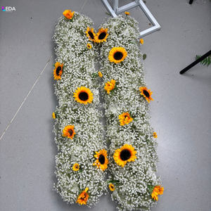 พรมดอกไม้ประดิษฐ์แบบนุ่มสำหรับงานแต่งงาน ตกแต่งด้วยดอกทานตะวันและดอกยิปโซฟิลลา ทำด้วยมือ เหมาะสำหรับงานอีเว้นท์ ปาร์ตี้ และวันวาเลนไทน์ - Product Image 5