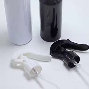 Botellas de Spray de Agua con Gatillo de Plástico Blanco y Negro, Pulverizadores de Niebla Fina de 6oz, 8oz y 16oz, Recargables, para Peluquería, Cabello, Hogar y Salón - Product Image 5