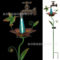 Fontaine à eau solaire transfrontalière en fer forgé pour jardin, avec lumière LED et mangeoire à colibris, à brancher au sol