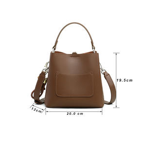 Sac à bandoulière seau Zenos élégant en cuir véritable pour femme, grande capacité, avec fermeture éclair, idéal pour les trajets quotidiens et la mode - Product Image 6