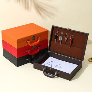 Boîte de livraison en stock, porte-clés en cuir, documents immobiliers, contrat et politique d'assurance, personnalisable avec logo - Product Image 1