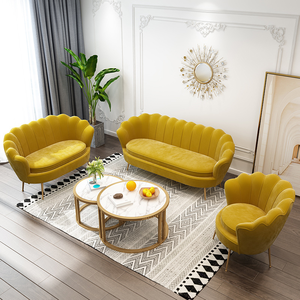 Sillón Moderno de Lujo con Tapicería de Terciopelo en Forma de Concha y Patas Doradas, Color Verde, para Hogar, Oficina y Hotel - Product Image 6