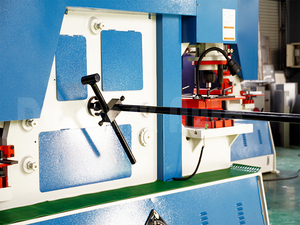 Durmark đa chức năng cơ khí CNC kết hợp cắt đấm Máy uốn Q35Y-30 Xây Dựng Mới nhà máy sản xuất - Product Image 2