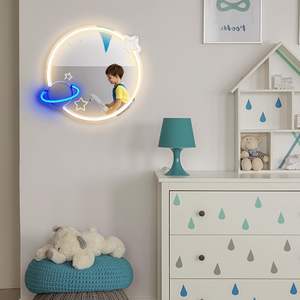 <span class=keywords><strong>Lampe</strong></span> miroir planète néon pour enfants et salon Décoration murale sur le thème de l'espace Vestiaire de chambre à coucher de mariage Miroir en acrylique Éclairage mural - Product Image 2