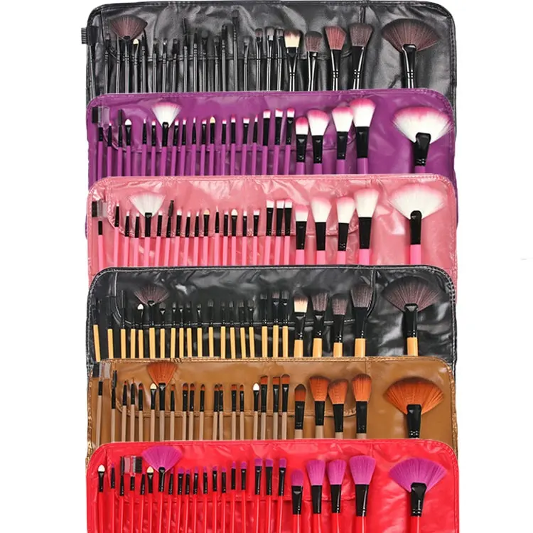 Pinceau de maquillage professionnel à manche en plastique pour le maquillage quotidien et les voyages cheveux synthétiques de haute qualité 24 pièces ensemble de pinceaux de maquillage avec sac