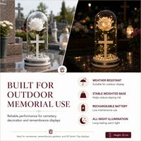 Lampe solaire de cimetière de style polonais en zinc avec croix et rose éternelle pour la décoration des cimetières de la Toussaint