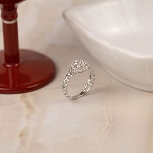 Anillo de Oro Sólido de 18K con Doble Halo de Diamantes Cultivados en Laboratorio, Joyería de Compromiso para Mujer - Product Image 4