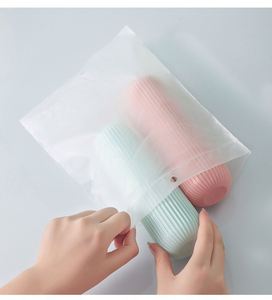 Plastic Travel Mouthwash Cup & <b>Toothbrush</b> <b>Holder</b> Set Eco-Friendly Portable Classic Design for Hotels Bath Use - Product Image 4