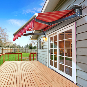 Auvent rétractable mural manuel en polycarbonate pour terrasse extérieure - Product Image 4