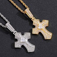 Collier tendance avec pendentif croix en zircon taille grande taille carrée et chaîne torsadée en acier inoxydable, vente en gros de bijoux