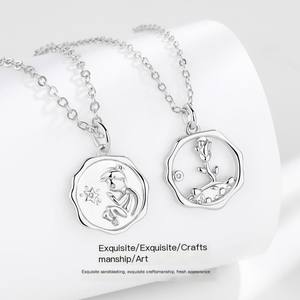 Nuovo piccolo principe rosa Design originale ciondolo geometrico rotondo miglior coppia collana ciondolo moneta ornamento di san valentino - Product Image 1