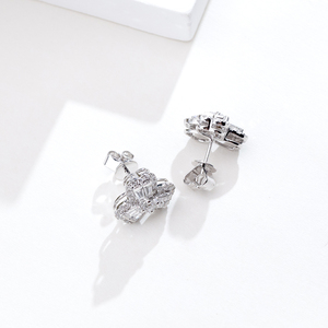 Boucles d'oreilles Messi Jewelry MSE-852 en or jaune 18 carats avec diamants taille baguette et taille rond pour femmes - Product Image 3