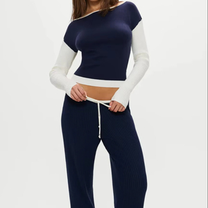 Conjunto de Punto Color Block de Primavera para Mujer al por Mayor |   Top con hombros descubiertos y pantalones de pierna ancha |   Conjunto de Dos Piezas de Punto Azul Marino y <span class=keywords><strong>Blanco</strong></span> - Product Image 1