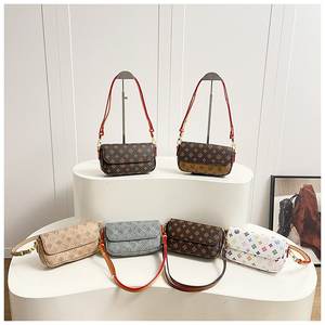 5A + yüksek kaliteli kadın lüks çanta fabrika toptan üretim tasarımcısı büyük kapasiteli seyahat omuz çapraz çapraz çanta - Product Image 1