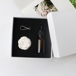 Diffuseur d'huiles essentielles en porcelaine en gros, <span class=keywords><strong>parfum</strong></span> d'intérieur, clip <span class=keywords><strong>de</strong></span> ventilation <span class=keywords><strong>de</strong></span> voiture en céramique <span class=keywords><strong>parfum</strong></span>ée, désodorisant en plâtre aromatique - Product Image 5