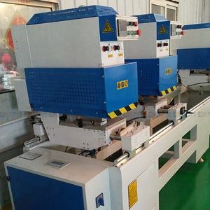 Máquina de soldadura sin costuras de tres cabezales, perfil de plástico PVC, UPVC, a buen precio, lista para enviar, No necesita limpieza de esquinas - Product Image 5