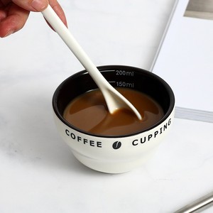 Tasse à café en forme de <span class=keywords><strong>Q</strong></span> de 200ml Tasse à mesurer Tasses en céramique Bol à mesurer Professionnel - Product Image 4