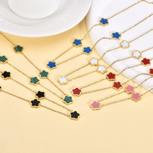 Yüksek Kaliteli Titanyum Çelik 13MM Beş Yapraklı Lotus Kolye Erik Çiçeği Yıldız Kolye Lüks Marka Tasarımcı Çiçek Kolye - Product Image 1