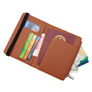 Étui de passeport avec emplacement pour cartes de crédit, portefeuille de voyage, accessoire de voyage indispensable, blocage RFID, accessoires de voyage en cuir - Product Image 2