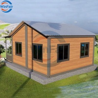Maison conteneur démontable WinFair de 40 pieds avec toit triangulaire, idéale pour villas écologiques / bureaux en Slovénie, dotée de chambres