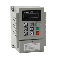 Variateur de fréquence (VFD) série AT 0,45 kW 220 V pour le contrôle de la vitesse du moteur avec protection contre les surcharges