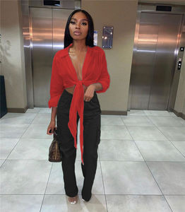 2021 nuovi arrivi <span class=keywords><strong>camicette</strong></span> da donna a manica lunga Sexy a scollo a V <span class=keywords><strong>con</strong></span> tinta unita Top Crop camicia <span class=keywords><strong>con</strong></span> <span class=keywords><strong>nodo</strong></span> in cravatta - Product Image 5