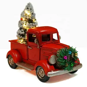 Vintage Weihnachts dekor handgemachte Metall Handwerk roten Weihnachts wagen mit Weihnachts bäumen führte Beleuchtung Ornamente für Kinder nach Hause