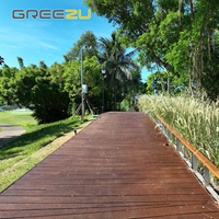 Planche de terrasse en bambou Cumaru tissée à brins modifiés thermiquement terrasse extérieure en bambou résistante aux fissures de café