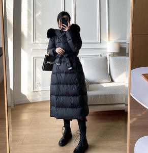 Piumino da donna lungo sopra il ginocchio 90 piumino bianco piumino con collo di pelliccia grande - Product Image 4