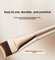 Kuas Concealer Ultra Tipis Bentuk Sabit Bersudut dengan Bulu Nilon Lembut, Kuas Makeup Cair Tanpa Bekas untuk Pemula