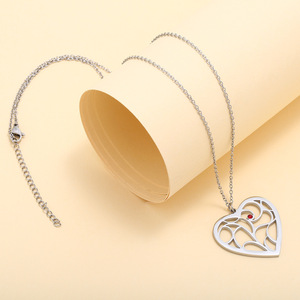 2024 Senior Chen Stone e English se dedica al collar de corazón D I Y de la familia colgante de moda de demonio inglés - Product Image 5