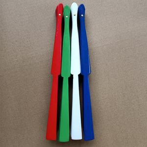 Abanico Plegable Español de Madera Rojo Pericon Hecho a Mano FAREA, 23 cm, Estilo ROMANCE para Danza Flamenca y Regalos Promocionales - Product Image 6