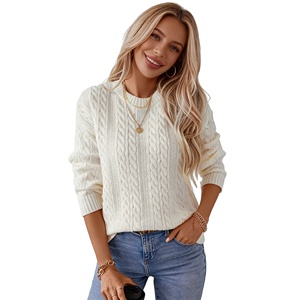 Suéter de Tricô Aconchegante com Gola Redonda na Cor Creme, Calor Clássico de Inverno com Textura Atemporal - Product Image 2