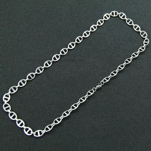 Oval Japanese Buckle Splicing <b>Chain</b> Necklace, Trendy Men and Trendy Women <b>Titanium</b> Steel Personalized Neutral Wear Neck <b>Chain</b> - Product Image 3