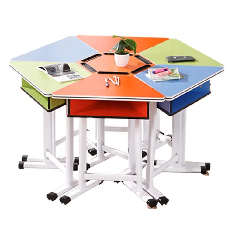 Kindergarten-Klassenzimmer Montessori-Kinderbetreuung Holz-Lehrtische Kombination sechseckiger Schreibtisch und Stuhl