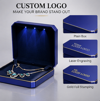 Boîte de rangement et de présentation de bijoux en plastique laqué, octogonale, faite à la main, avec 3 grandes LED, pour bagues, boucles d'oreilles et colliers