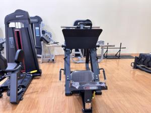 Máquina de <span class=keywords><strong>prensa</strong></span> de piernas con placas de peso SK Commercial, 45 grados, equipo de gimnasio para entrenamiento de fuerza, entrenamiento de piernas para gimnasios y clubes de fitness - Product Image 3