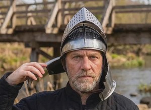 Casque d'armure médiévale traditionnel en acier moulé de calibre 18, taille adulte, portable, accessoires de costume - Product Image 5