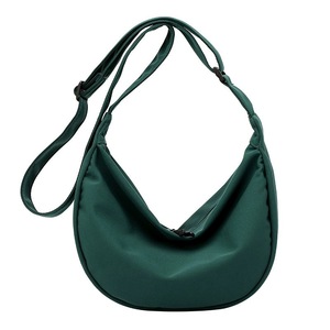 Damen- und Herren-Umhängetasche im Basic-Design mit Reißverschluss und Verstellbarem Riemen - Product Image 6