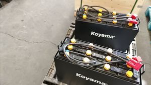 4VBS240フォークリフトバッテリーセル24V240AhKoyamaブランドのフォークリフトバッテリー - Product Image 5