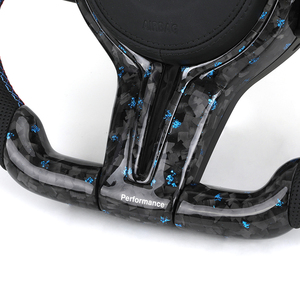 <span class=keywords><strong>Volant</strong></span> Sport <span class=keywords><strong>M</strong></span> à 4 Branches en Cuir Carbone Forgé avec Écran LED pour Série F - Product Image 4