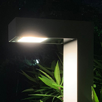 Lampe de jardin carrée en aluminium LED étanche IP65, style moderne de haute qualité, lampes de pelouse, lampes de cour, lampes d'ambiance